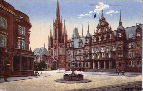Wiesbaden Schlossplatz